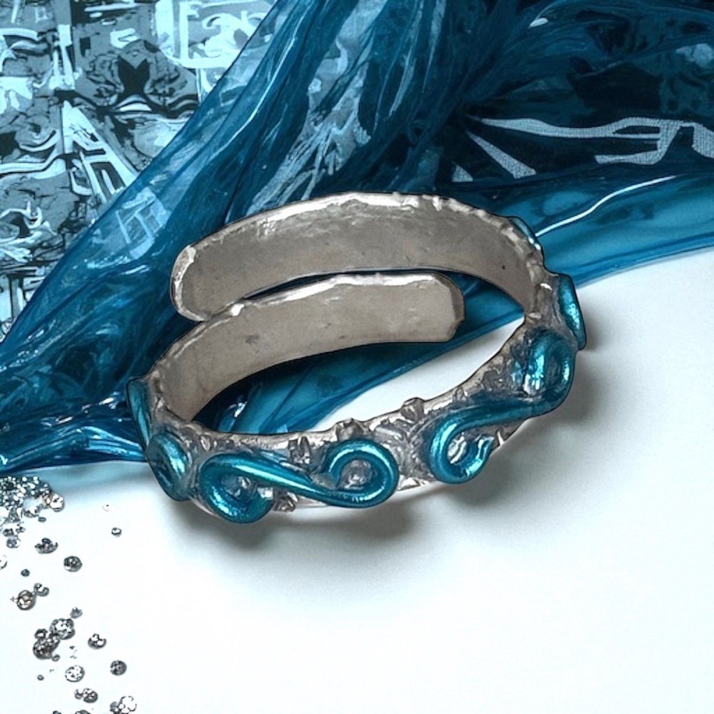 5 For $25💫Ultrahip Aluminum Coiled Ring